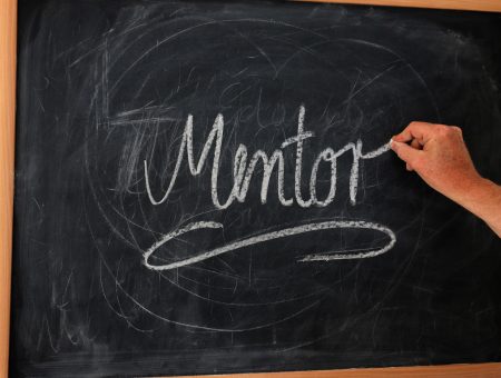 10 Mentorship Tips for Financial Recruiting and Retention